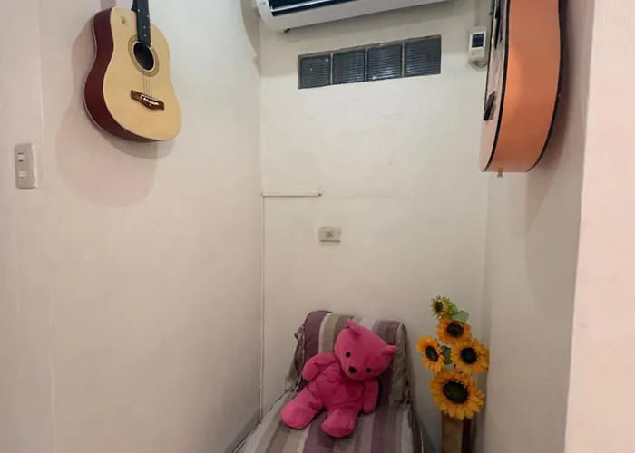 Apartment Valenzuela Staycation Netflix And Chill *