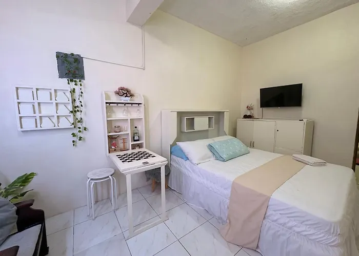 Valenzuela Staycation Netflix And Chill Apartment *